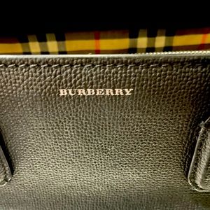 Burberry Medium Banner Bag